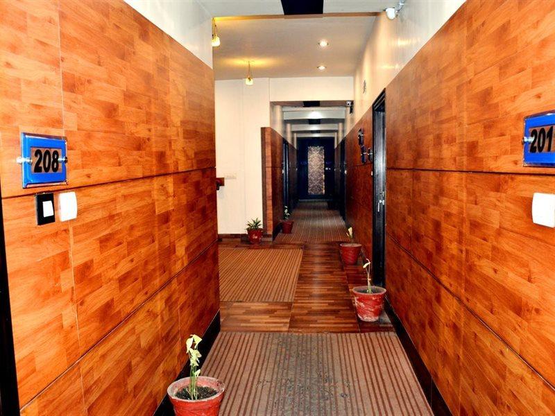 Hotel B.R. Inn Panipat Экстерьер фото