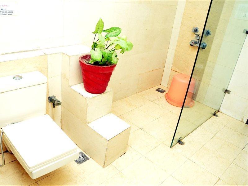 Hotel B.R. Inn Panipat Экстерьер фото